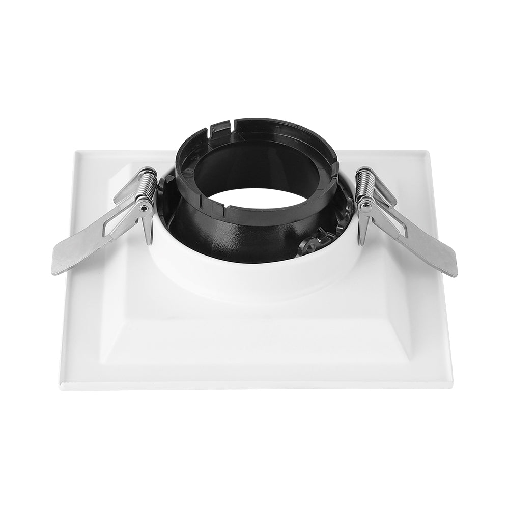 BRY-GATA-B-1D-SQR-WHT-BLC-SPOT ROZETNA