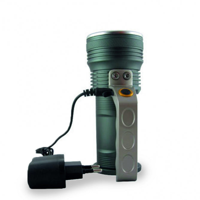 LED LAMPA RUCNA A213 T6 LED IPX4