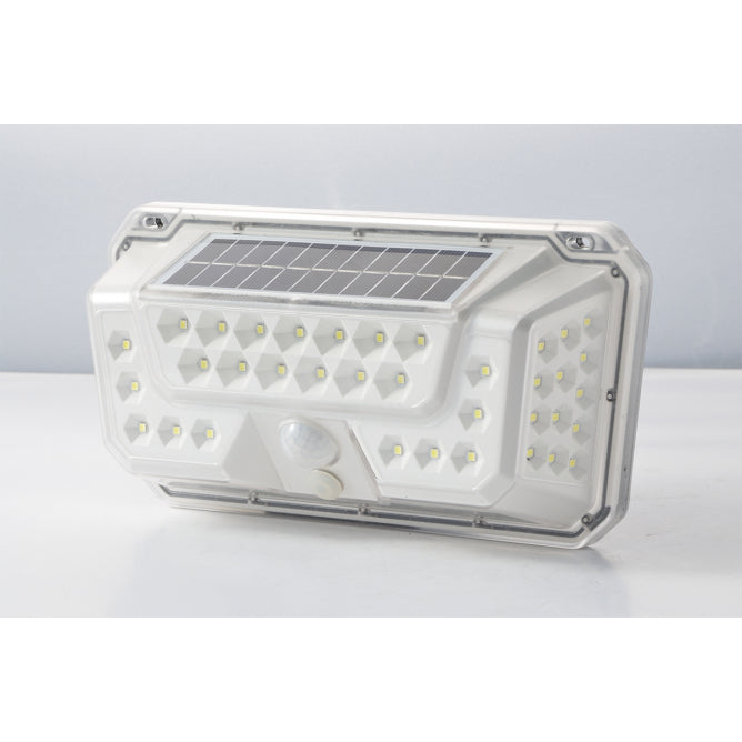 SOLARNA SVETILJKA B32 ZIDNA IP54